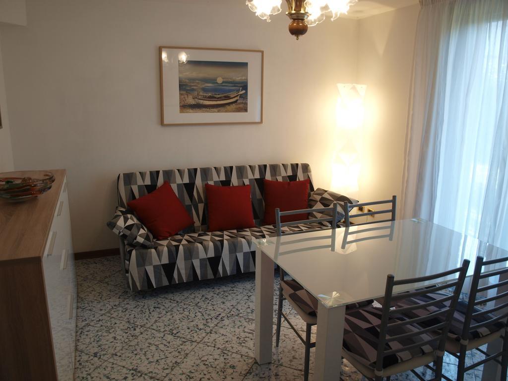 Apartment Maria & Patrizio Линьяно-Саббьядоро Номер фото